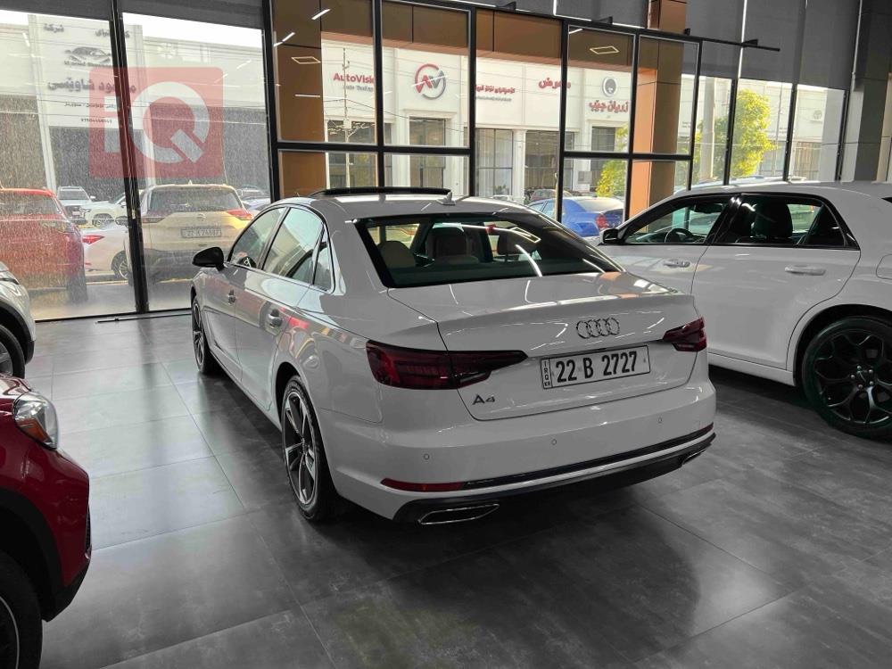 اودي A4